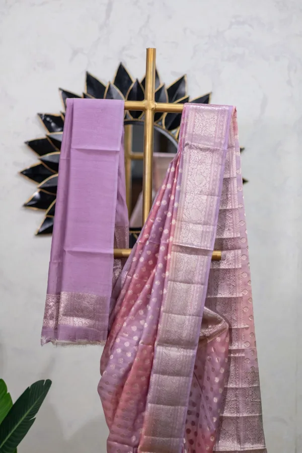 Maheshwari Silk Saree with Multicolour Shading