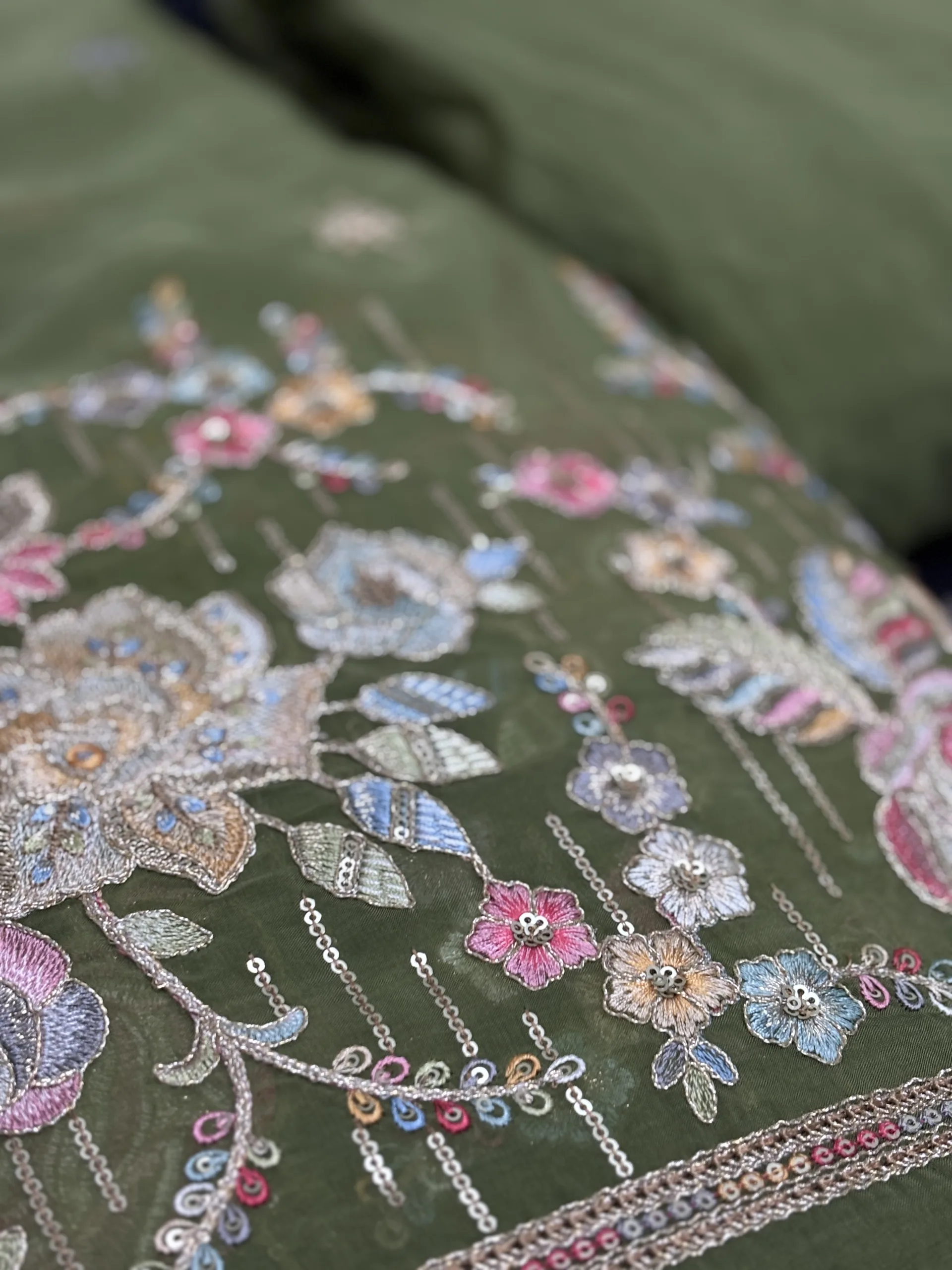 Pure Organza Fabric with Floral Embroidery and Butti Work - Image 17