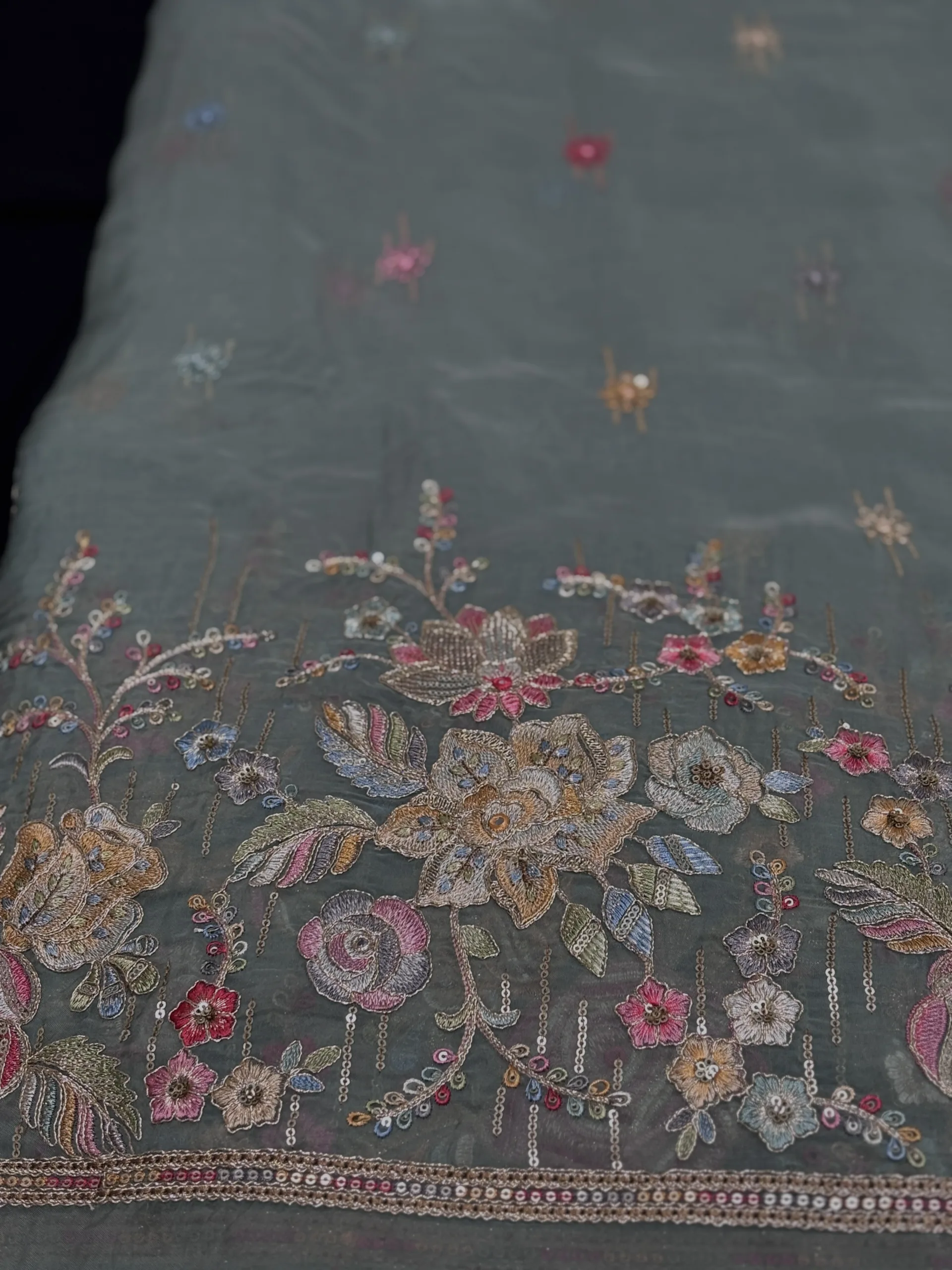 Pure Organza Fabric with Floral Embroidery and Butti Work - Image 3