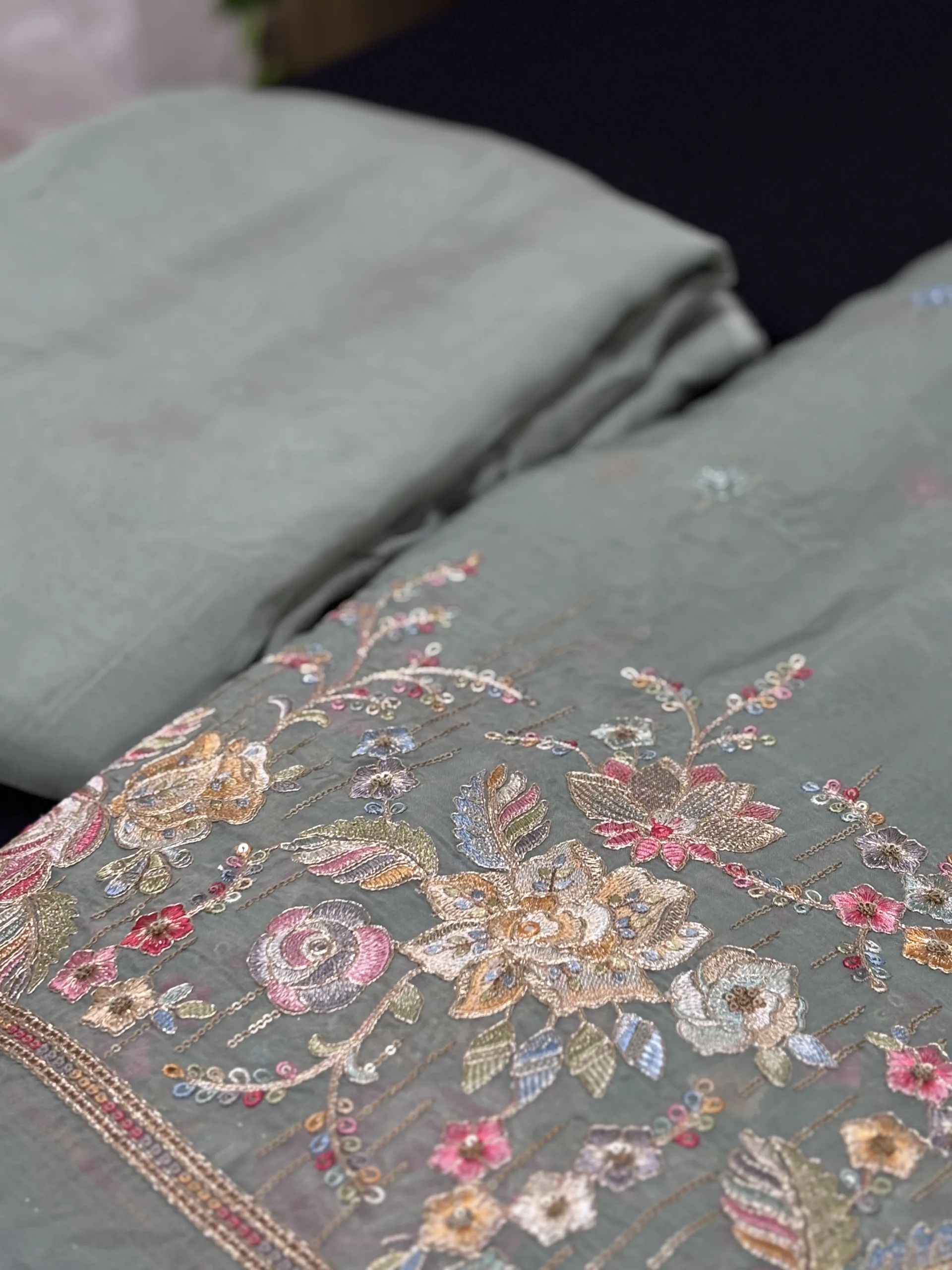 Pure Organza Fabric with Floral Embroidery and Butti Work - Image 9