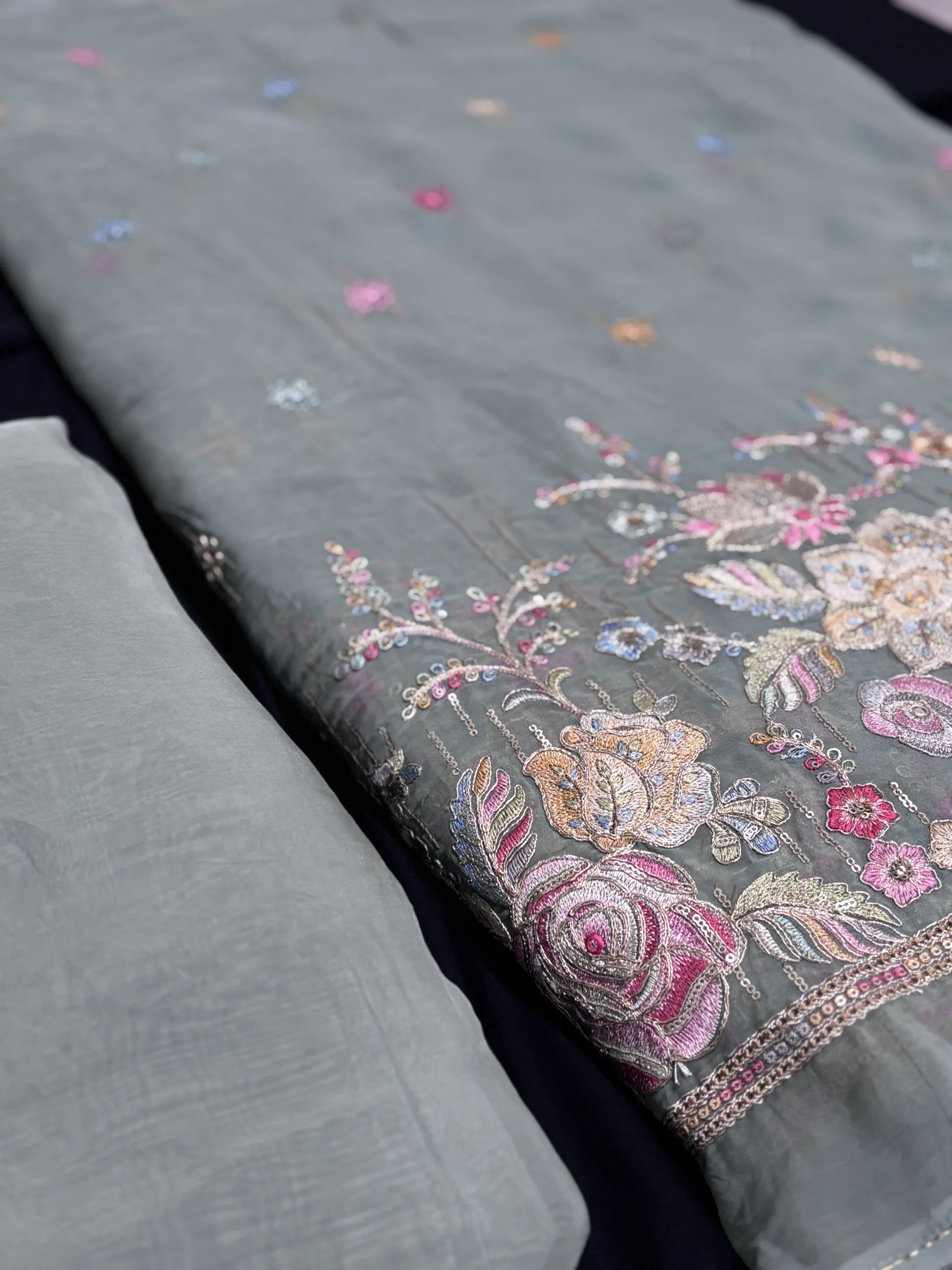 Pure Organza Fabric with Floral Embroidery and Butti Work - Image 8