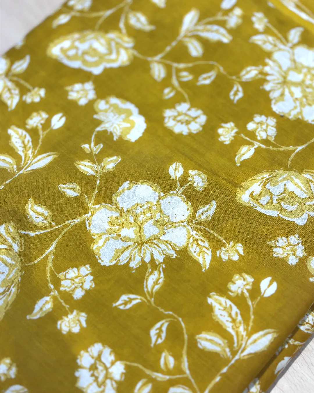 Pure Cotton Floral Print Fabric - Image 3