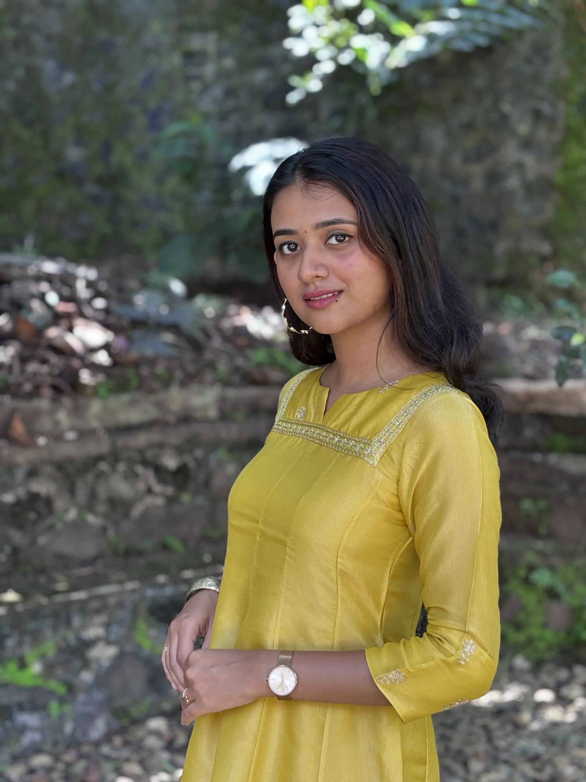 Mustard Yellow Kali-Cut Kurta in Pure Tissue with Zari Accents - Image 5