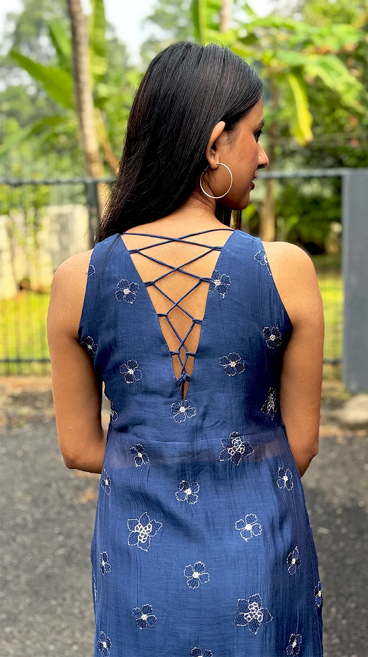 Malai Chanderi High-Slit Kurta Set – Blue Elegance - Image 3